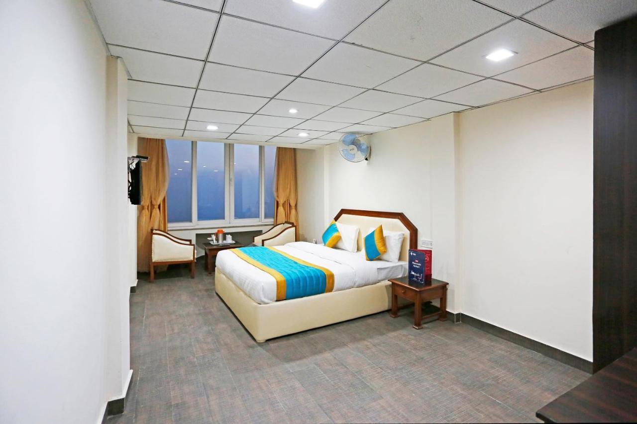 Hotel Oyo 8989 Raj Agra (Uttar Pradesh)