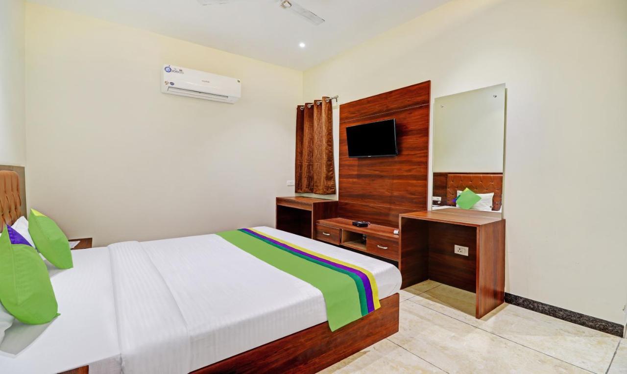 Treebo Trend Gt Palace Fatehabad Road