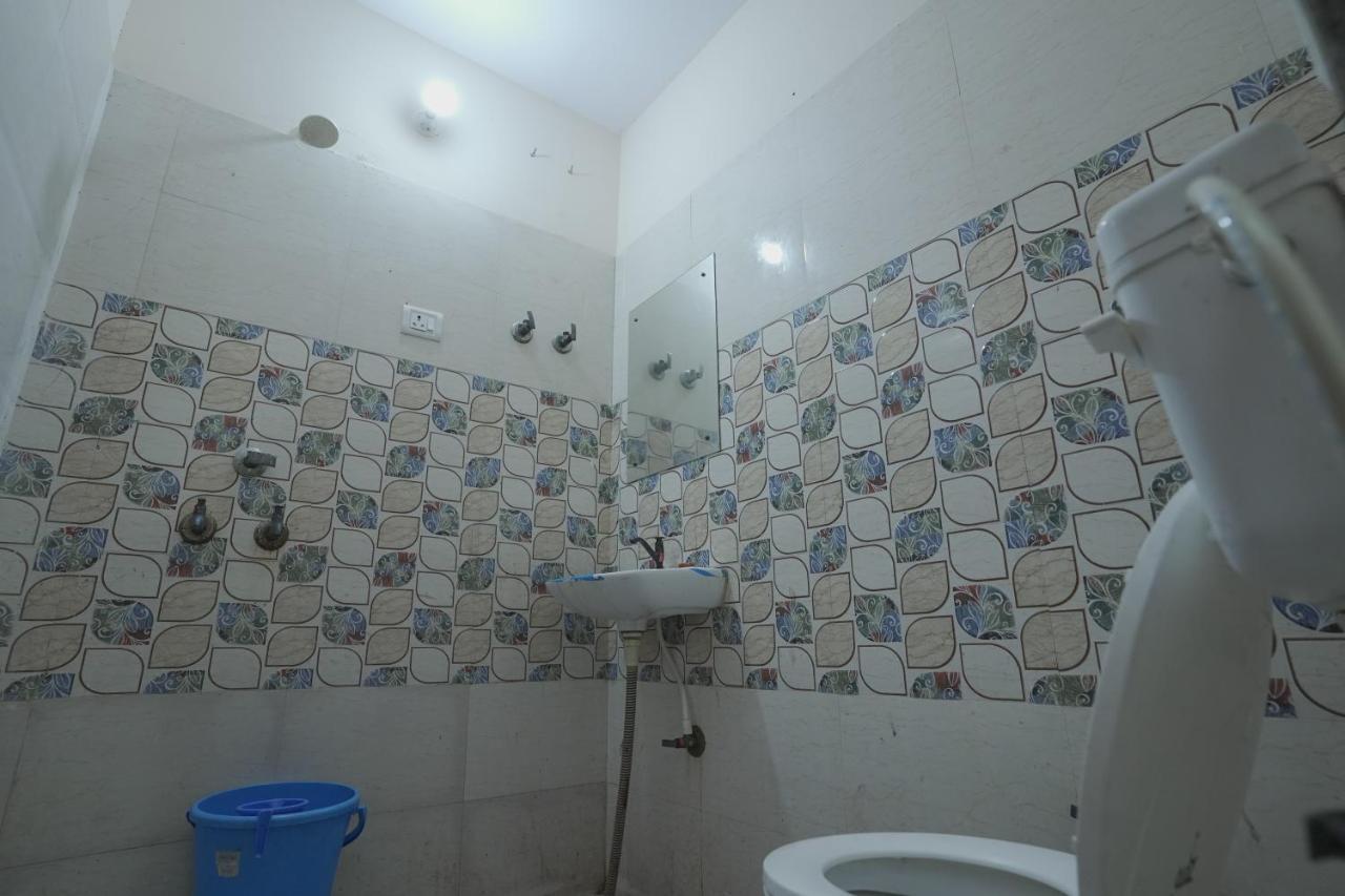 Viraj Palace By Wb Hotel *