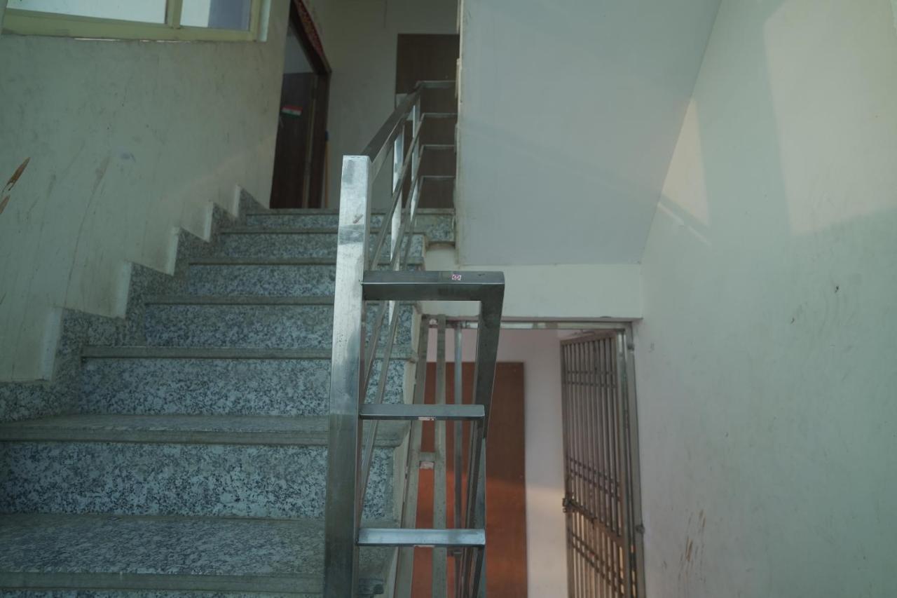 Viraj Palace By Wb * Agra (Uttar Pradesh)