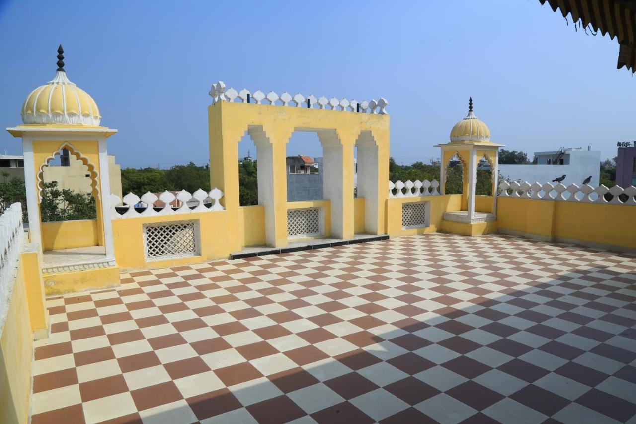 Homestay Shiv Kothi - *