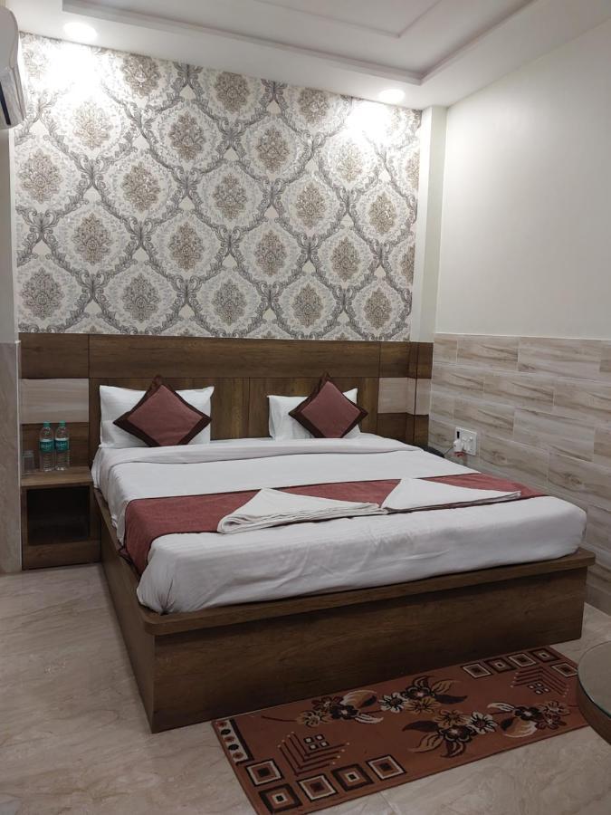 Taj Point Manage By Taj Sunrise Group Homestay Agra (Uttar Pradesh)
