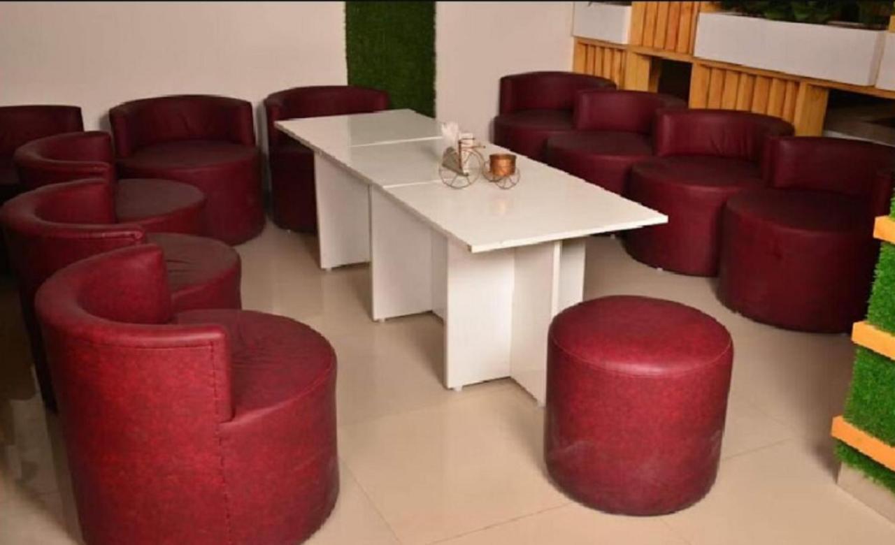 7 Spices Restaurant & Banquet By Wb *