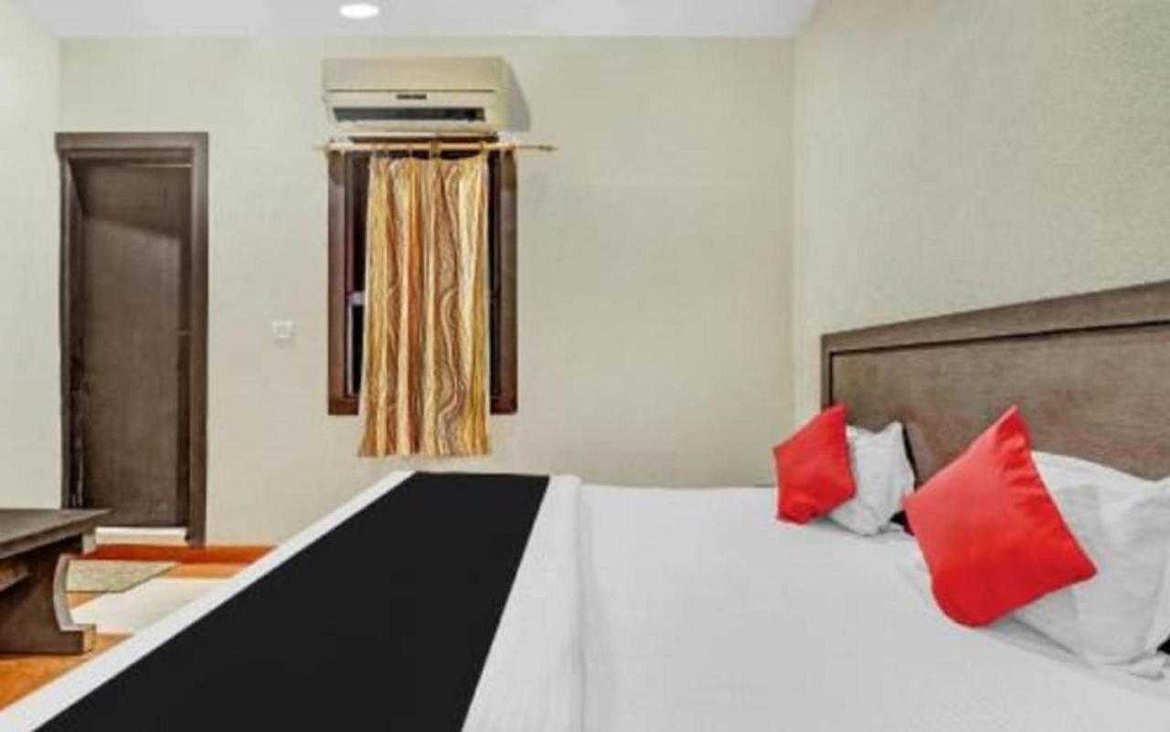 Om Sai Nath & Restaurant By Wb Hotel Agra (Uttar Pradesh)