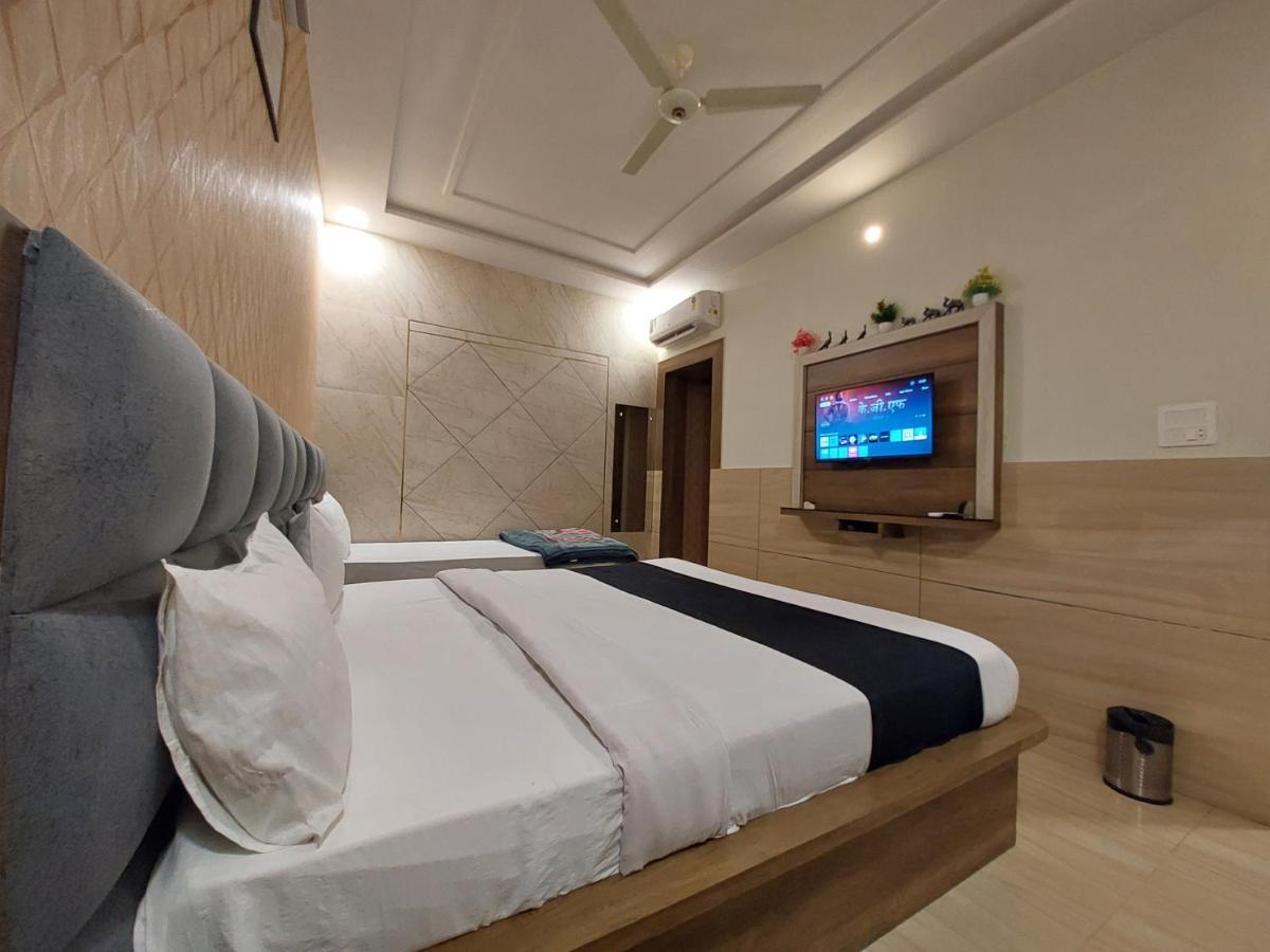 Taj Point Manage By Taj Sunrise Group Agra (Uttar Pradesh)
