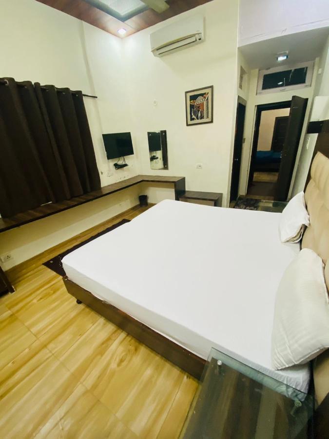 Premium White House Agra (Uttar Pradesh)