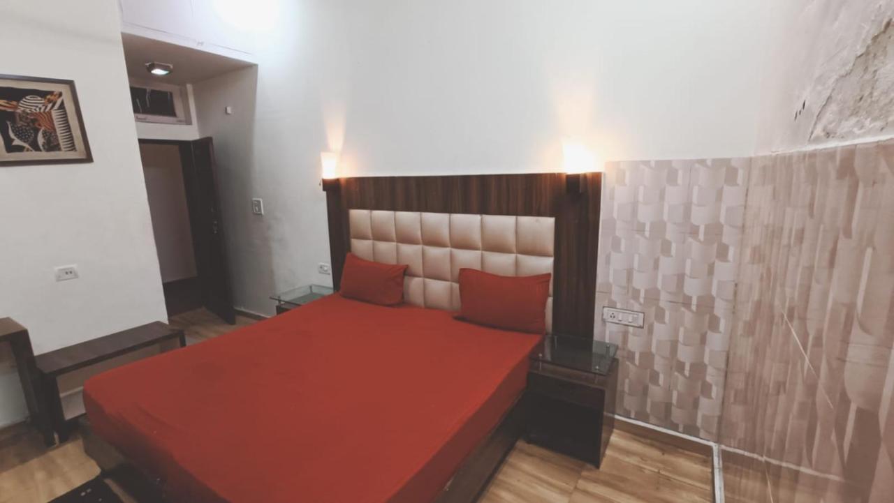 Hotel Premium White House Agra (Uttar Pradesh)