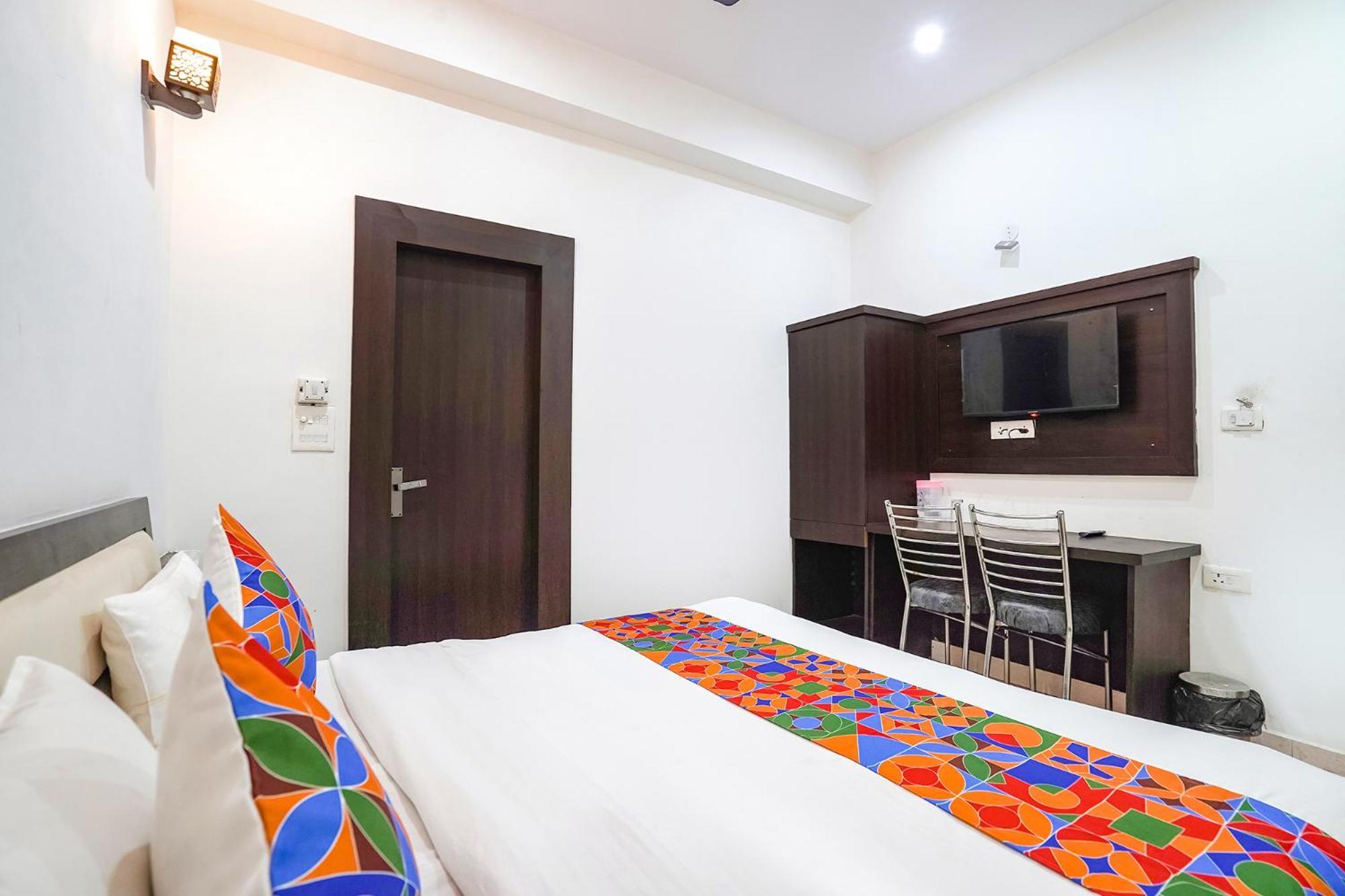 Fabhotel Kp Palace Agra (Uttar Pradesh)