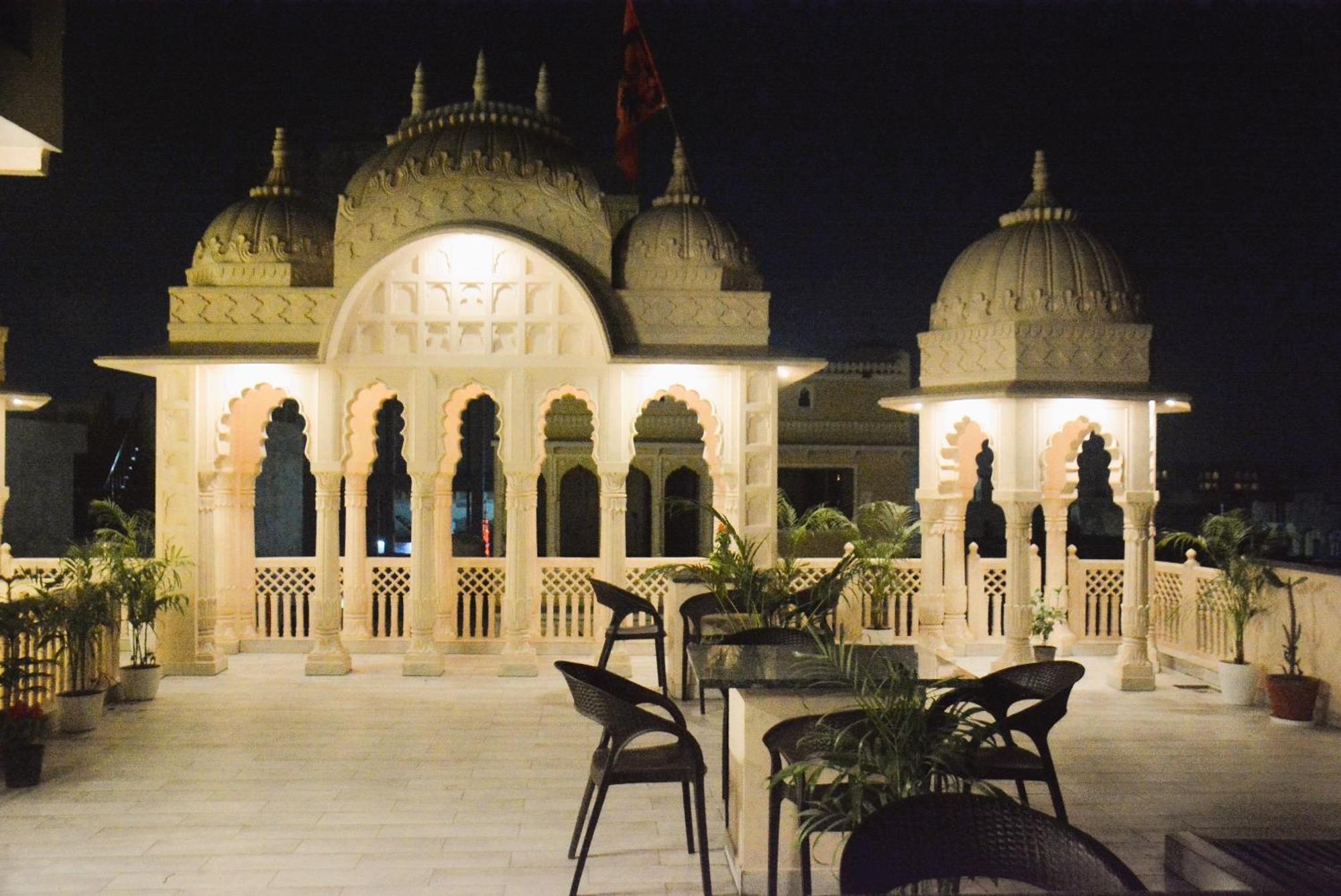 Gupta - A Boutique * Agra (Uttar Pradesh)