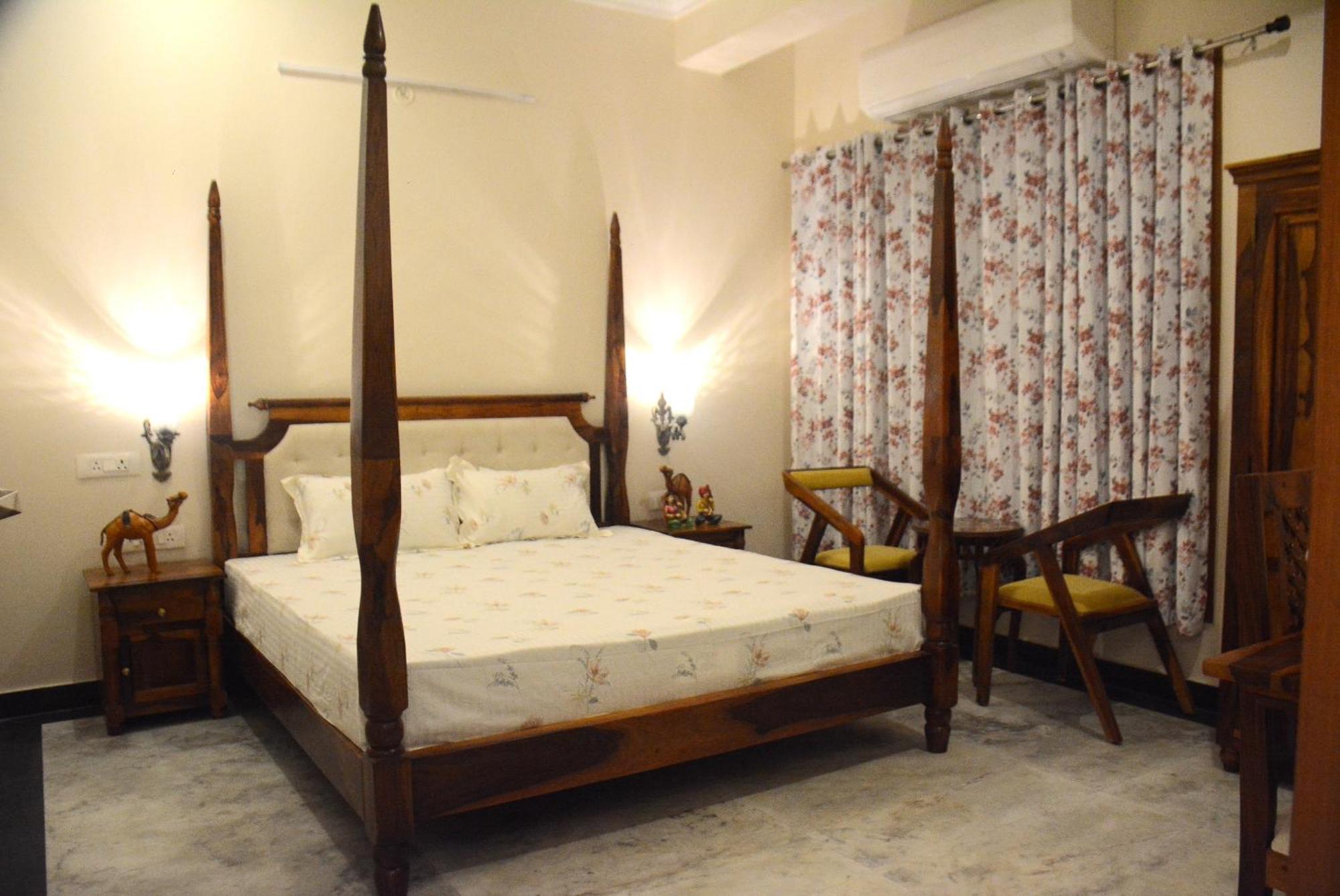 Gupta - A Boutique Agra (Uttar Pradesh)
