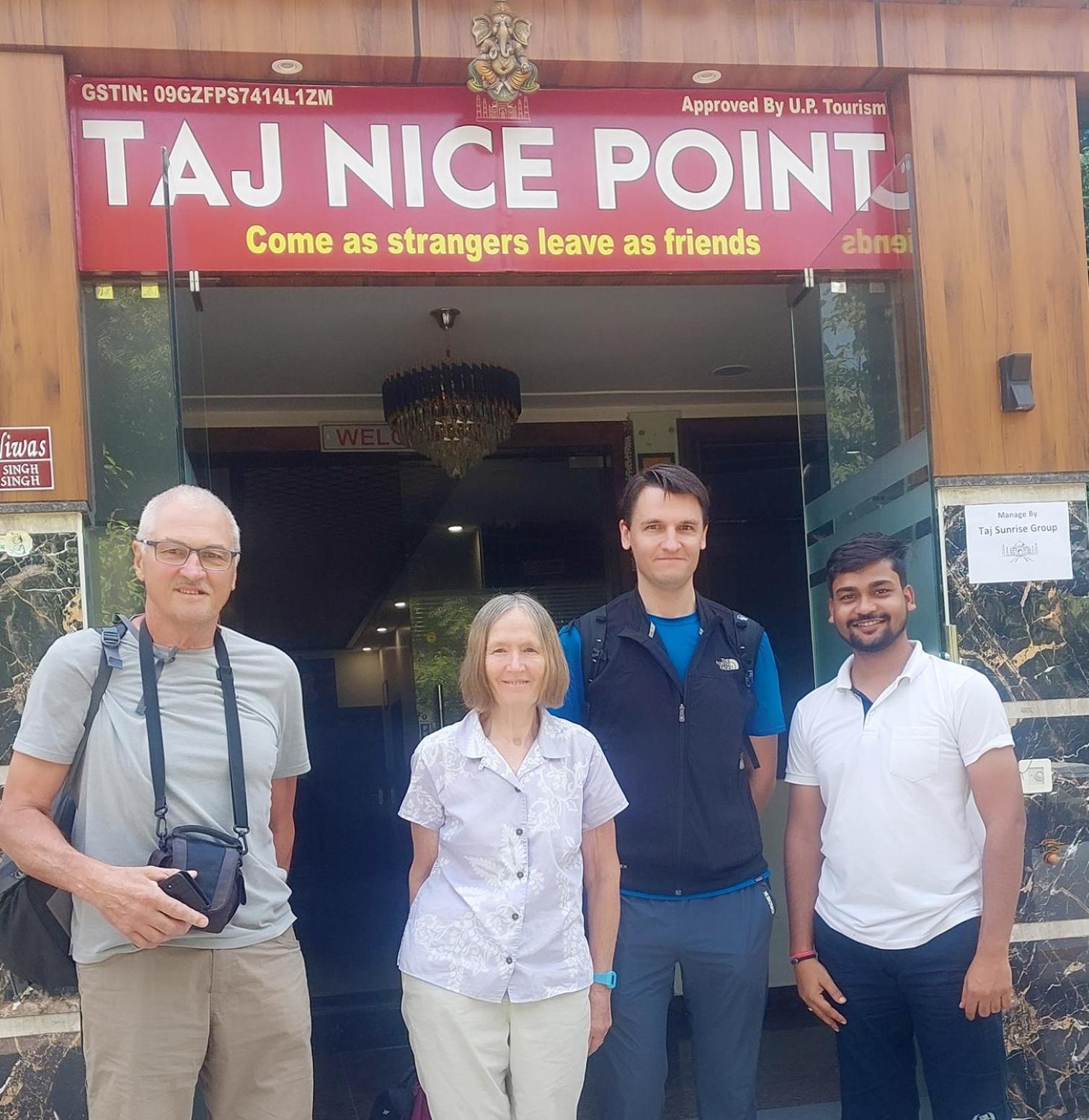 Homestay Taj Point Manage By Taj Sunrise Group