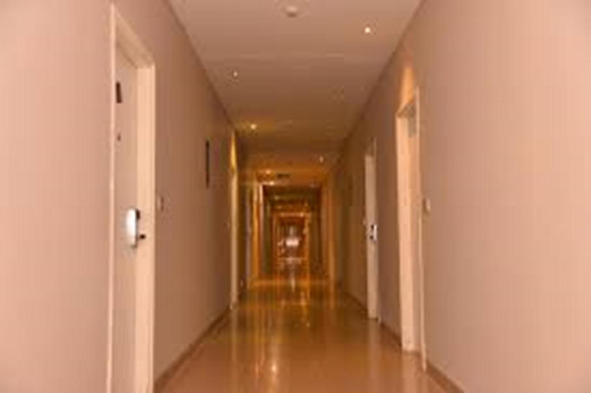 Avexia Premiere Hotel Agra (Uttar Pradesh)