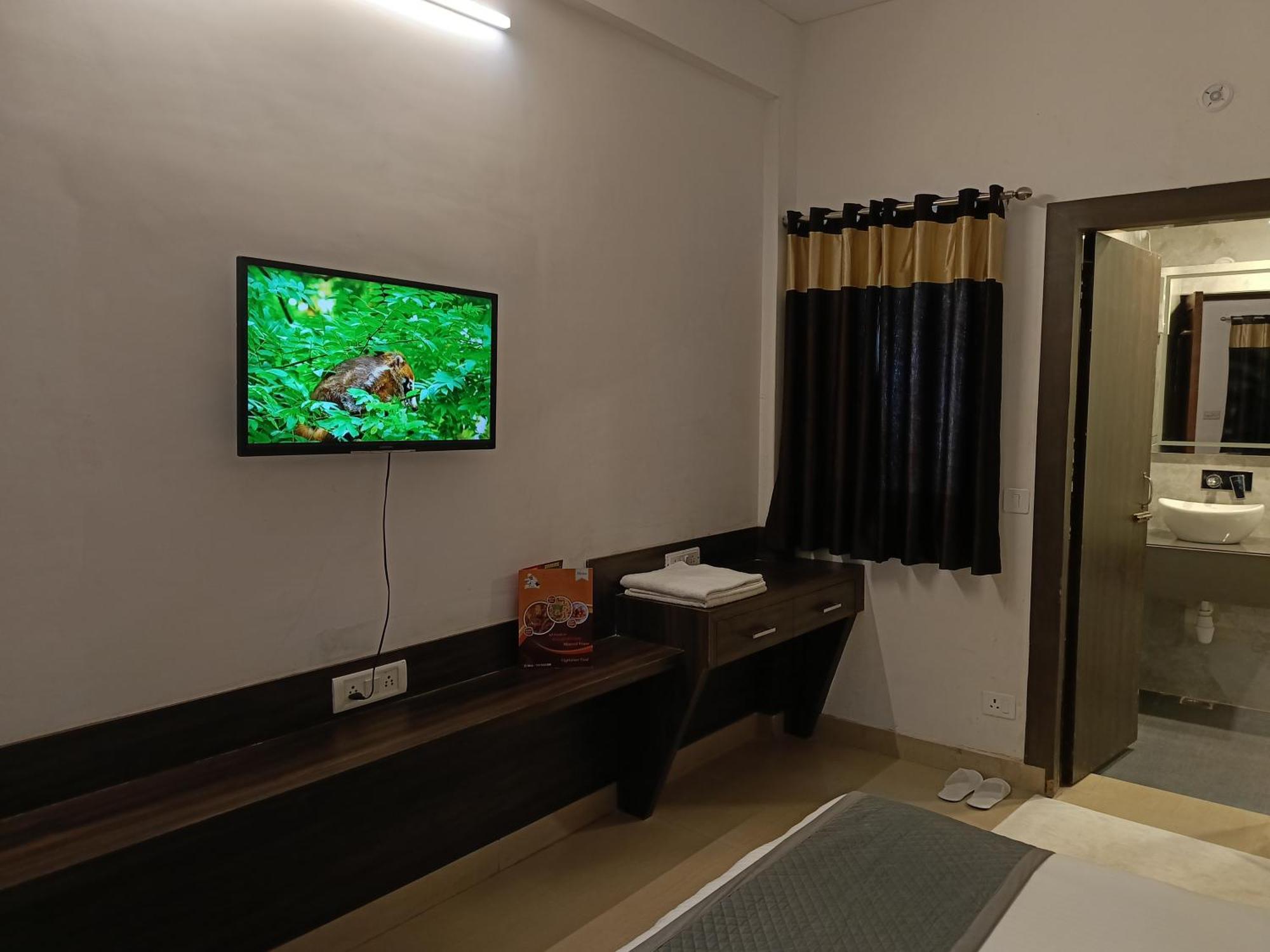 Shyam Palace India Agra Hotel 2*