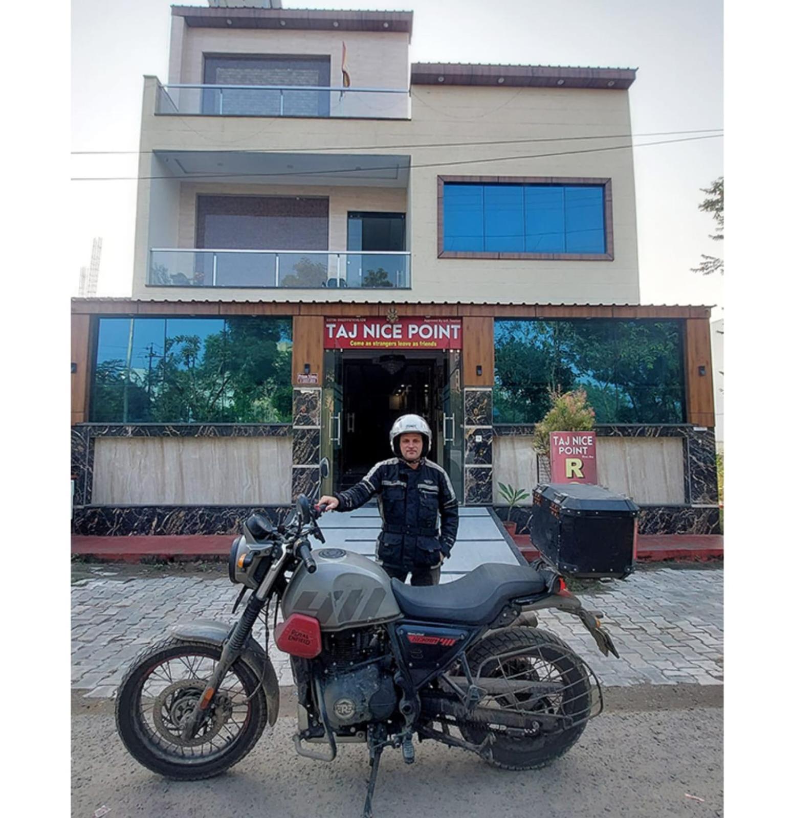 Homestay Taj Point Manage By Taj Sunrise Group *