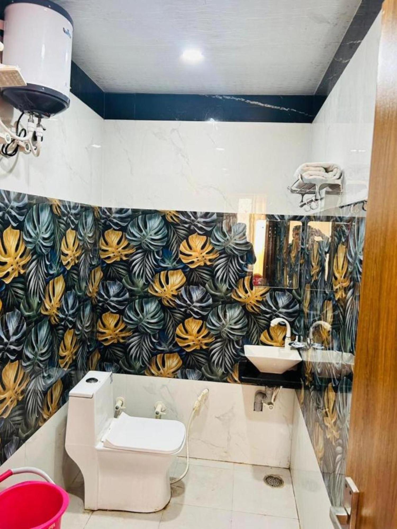 Jps Yoga Homestay
