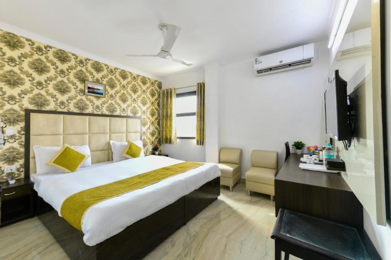 The First By Goyal Hoteliers Hotel 2*