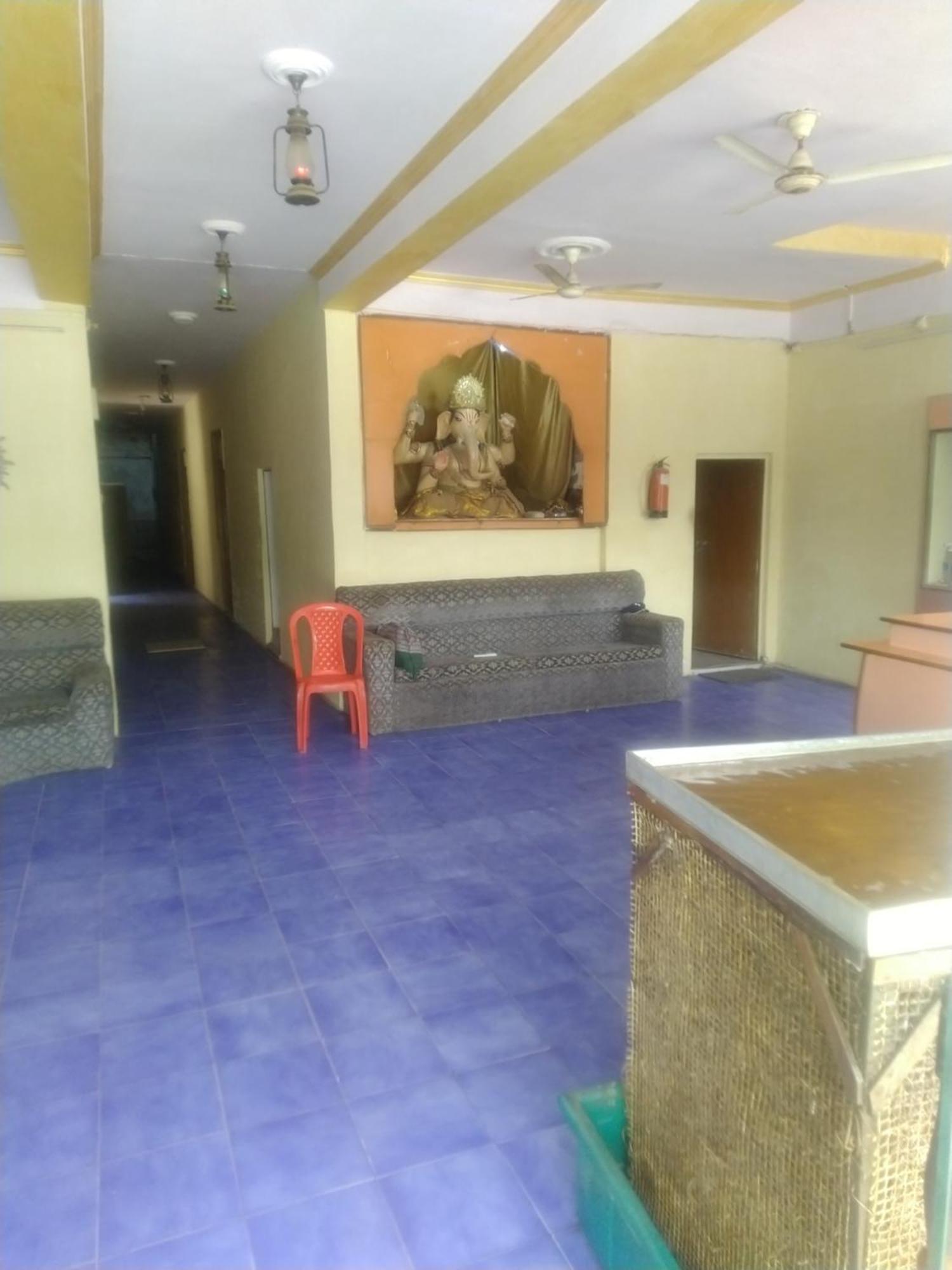 Narayana Palace Apartment