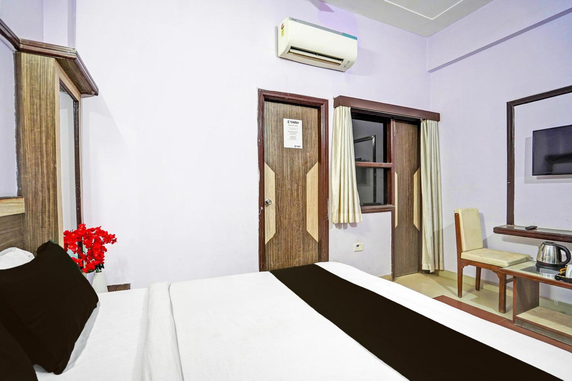 Golden Bard Hotel Agra (Uttar Pradesh)
