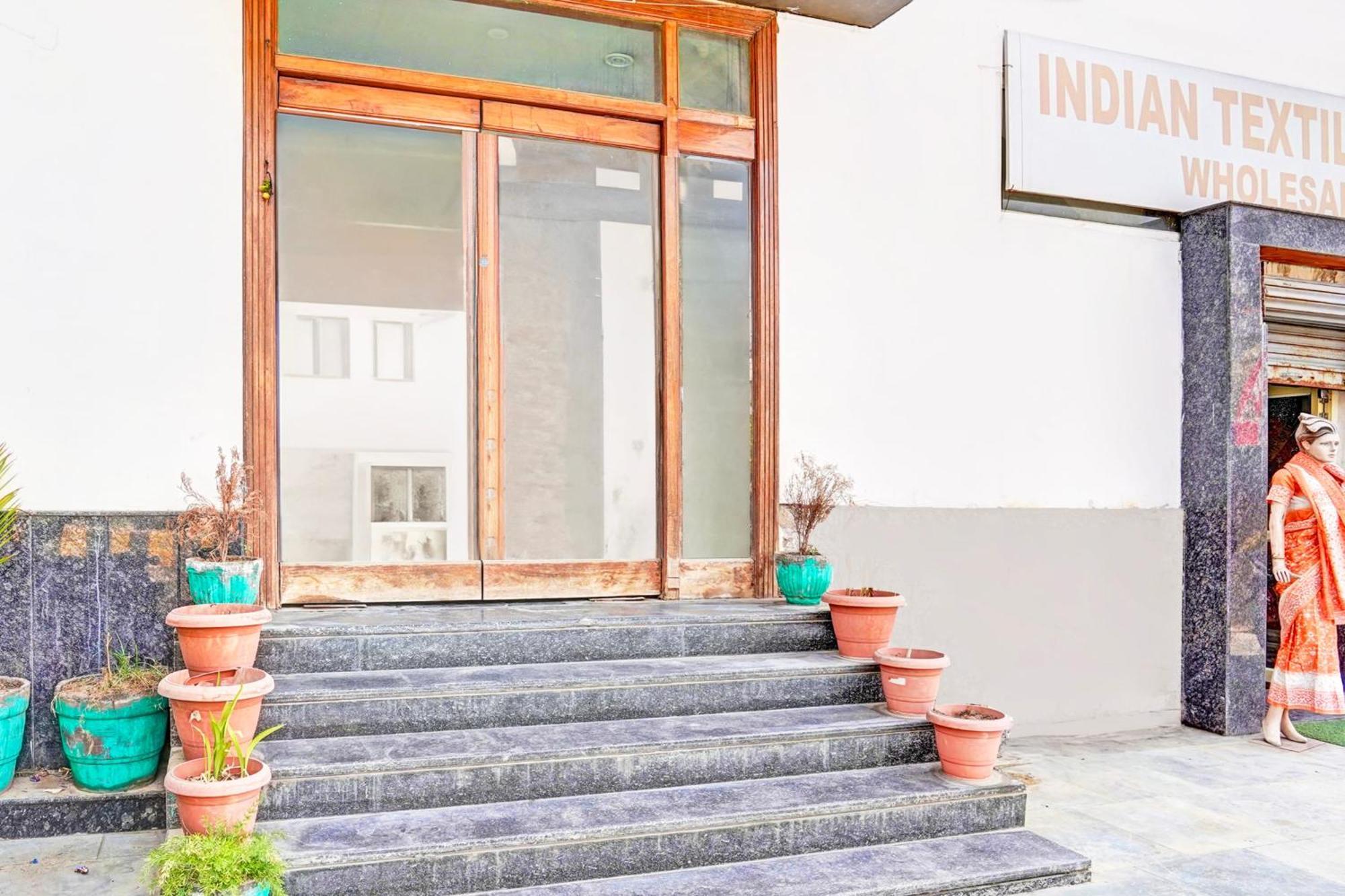Hotel Golden Bard Agra (Uttar Pradesh)