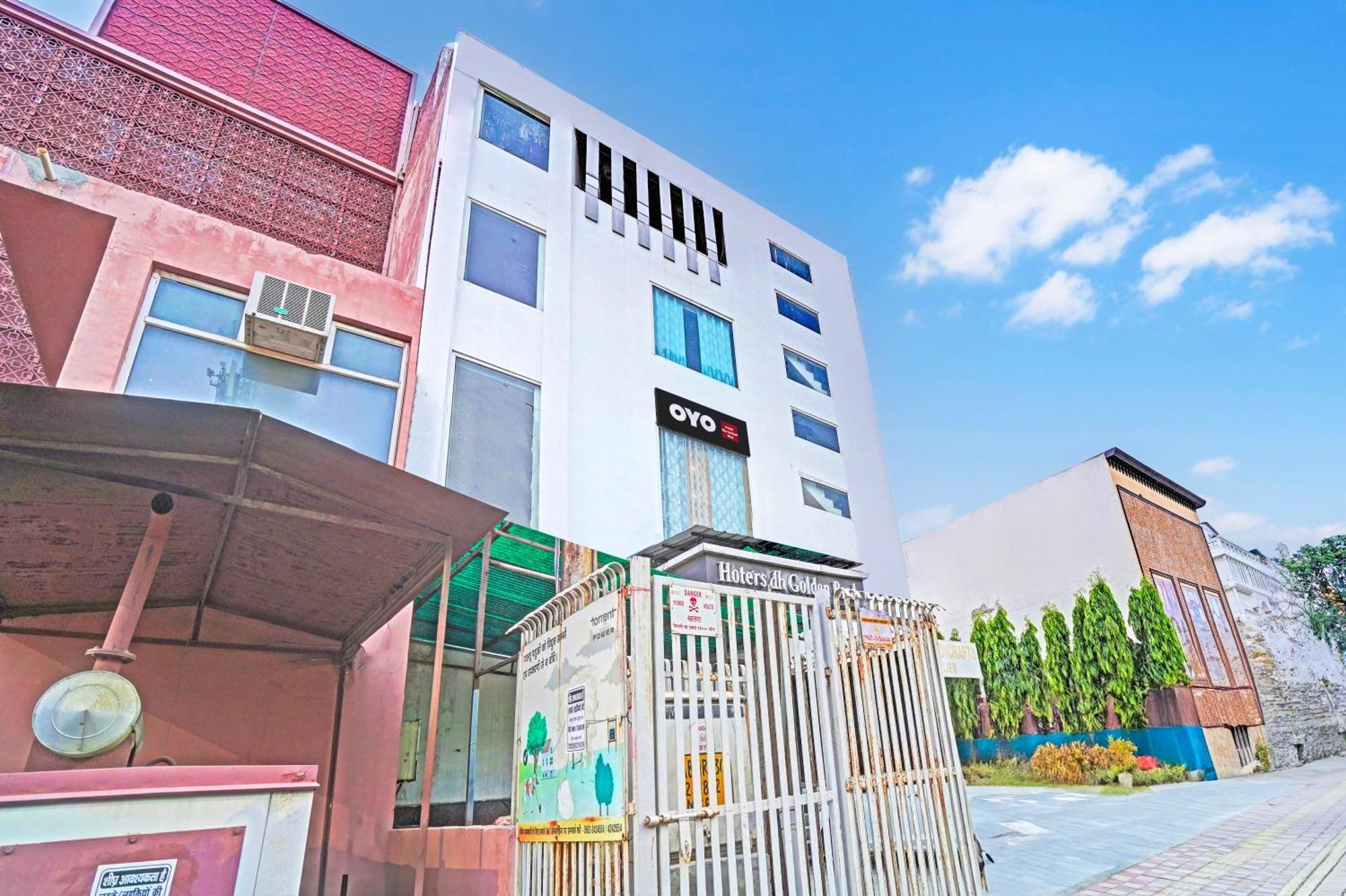 Golden Bard Hotel 2*