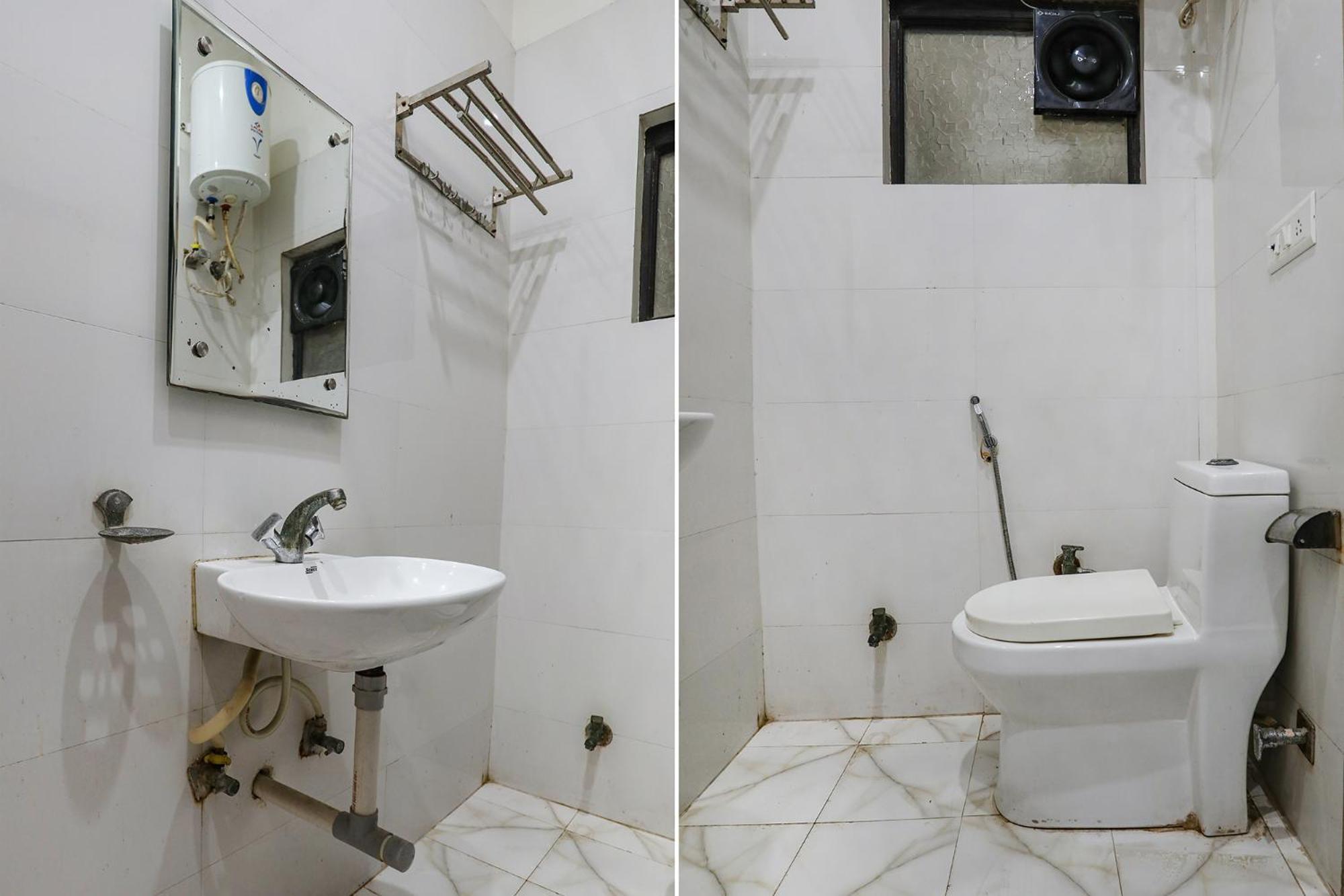Hotel Fabhotel Aaradhya Residency