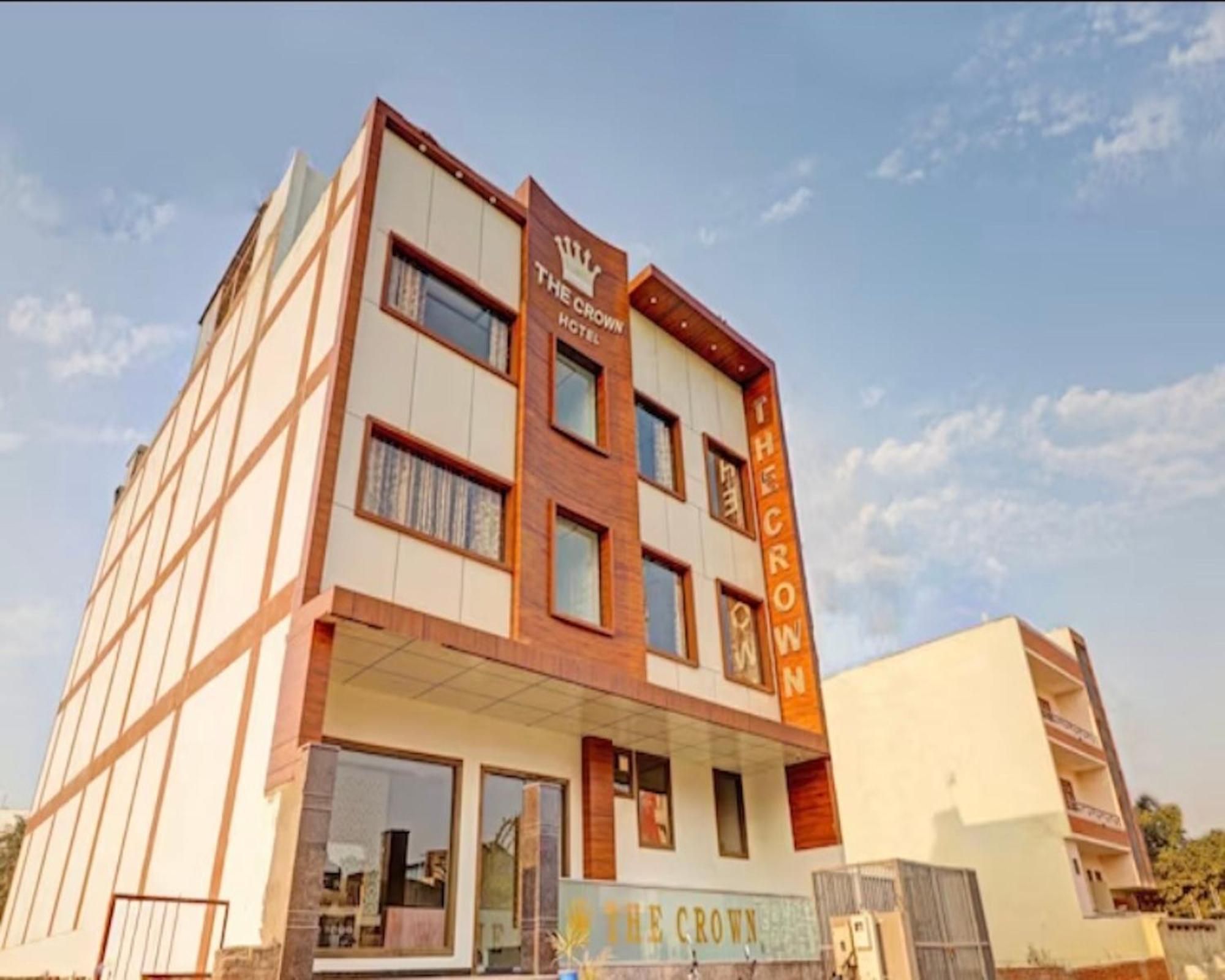 Crown Agra Near Taj Mahal 3* Agra (Uttar Pradesh)
