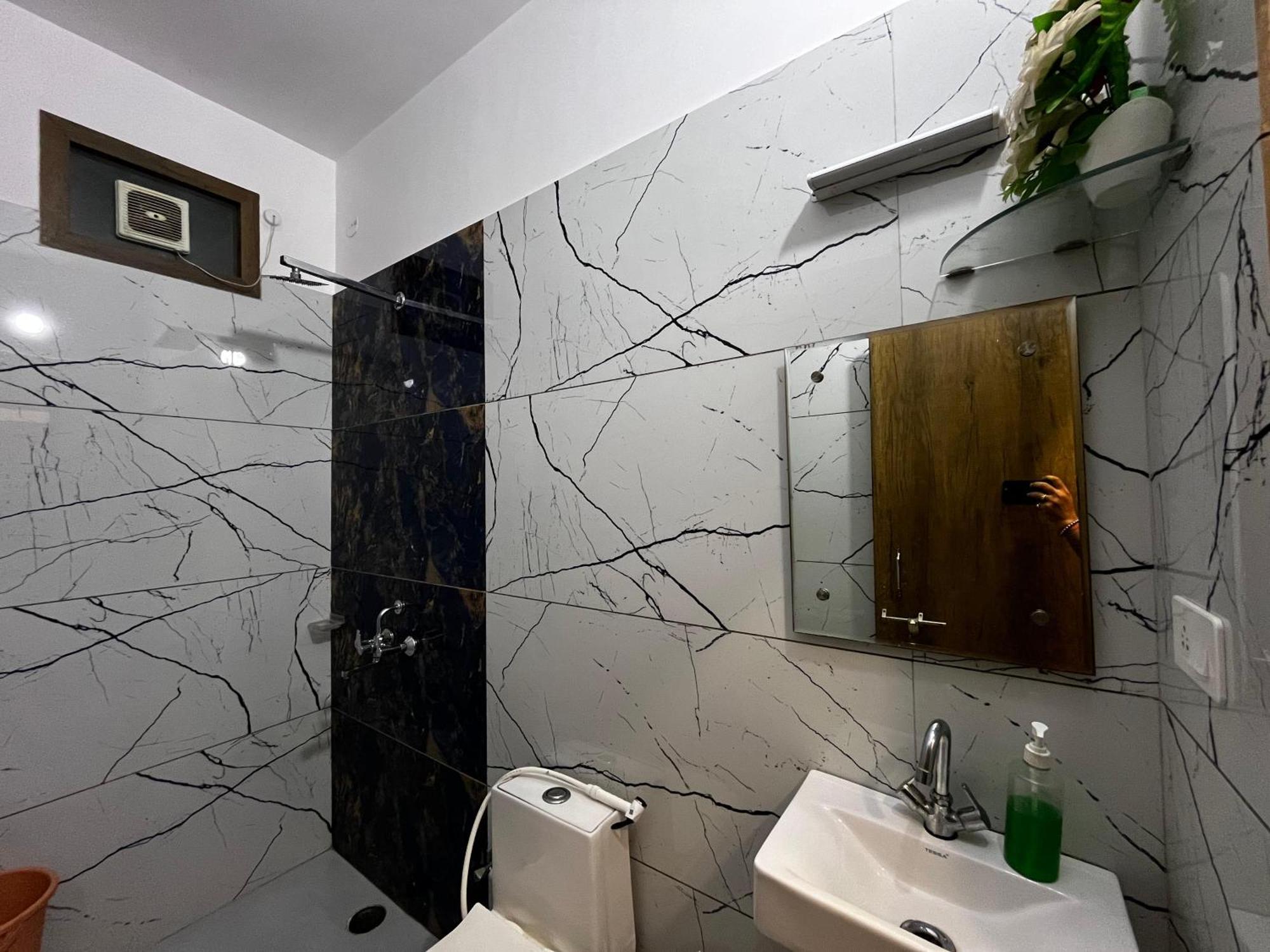 Taj Point Manage By Taj Sunrise Group Agra (Uttar Pradesh)