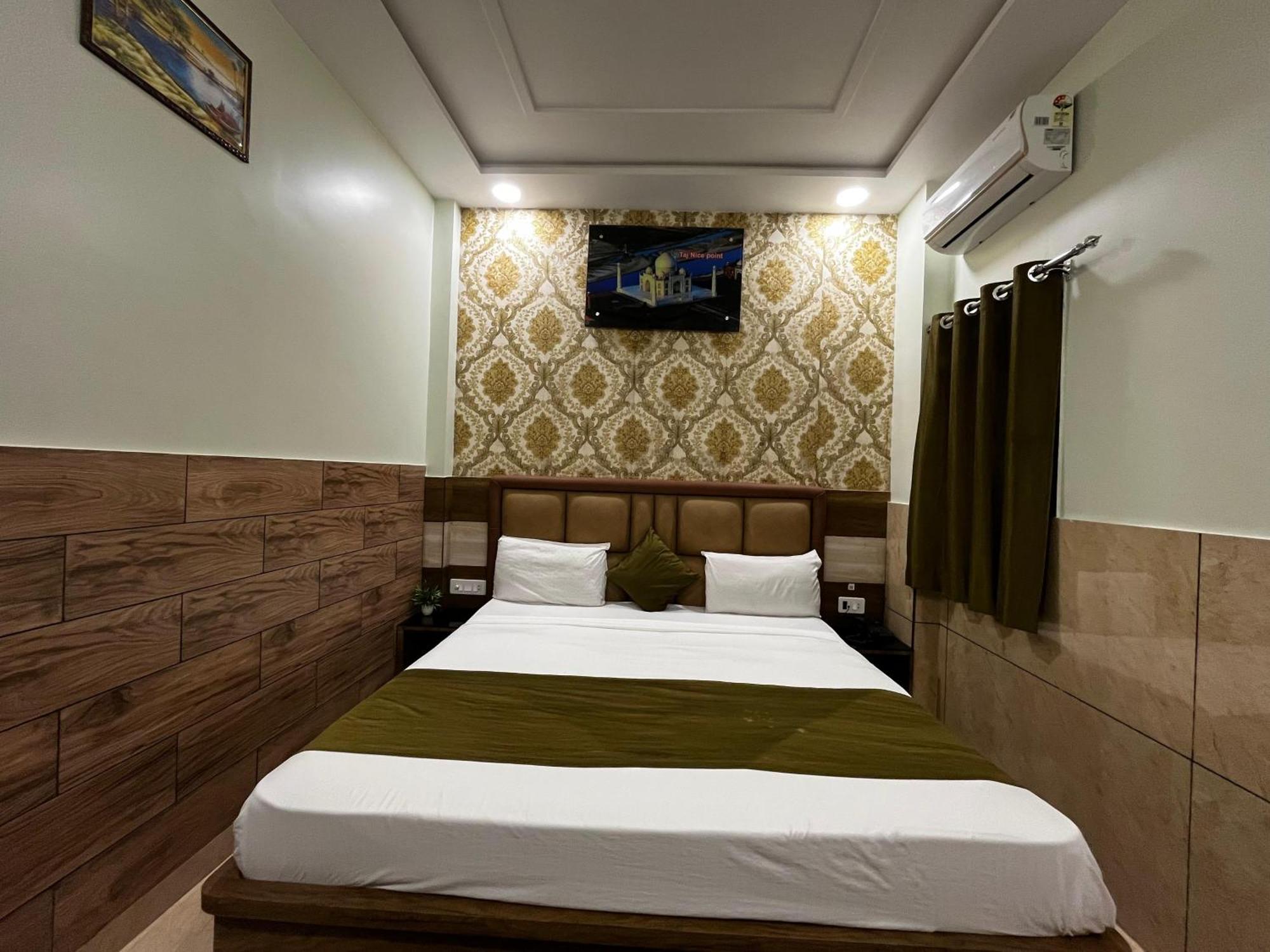 Homestay Taj Point Manage By Taj Sunrise Group Agra (Uttar Pradesh)