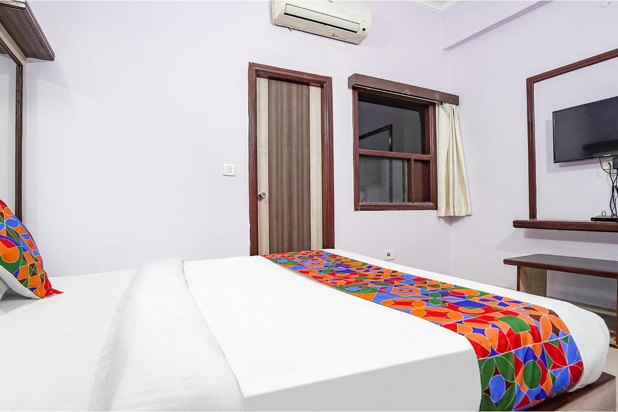 Castle View Hotel 3*