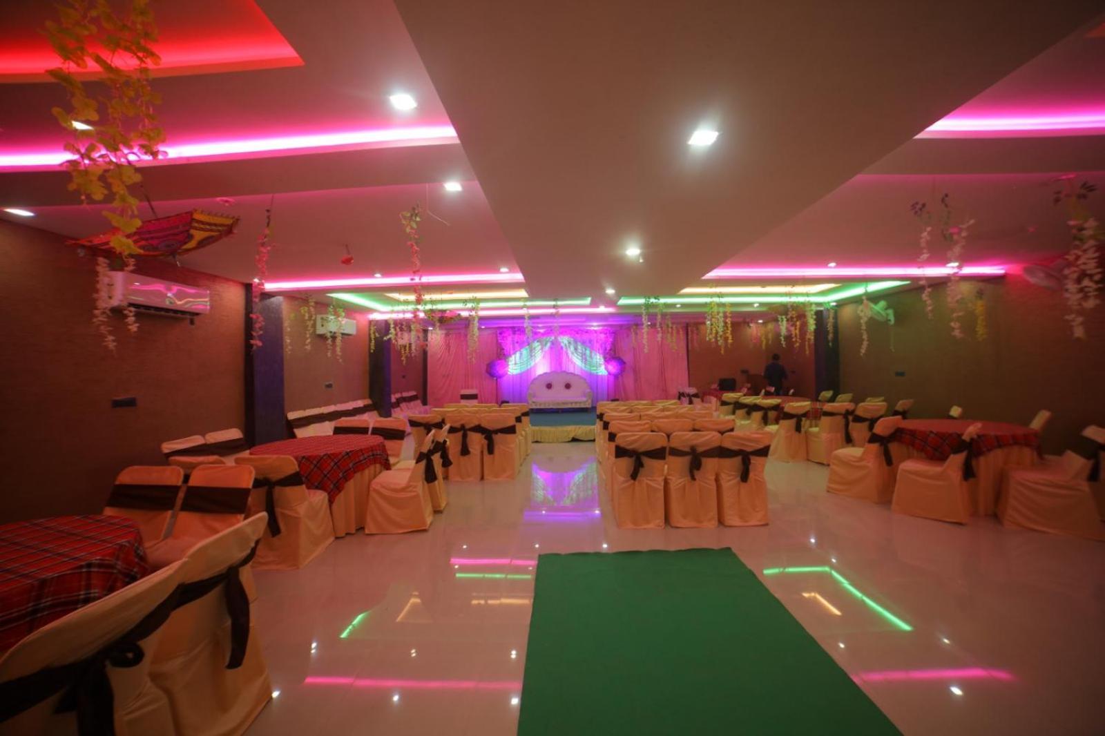 Dev Hotel