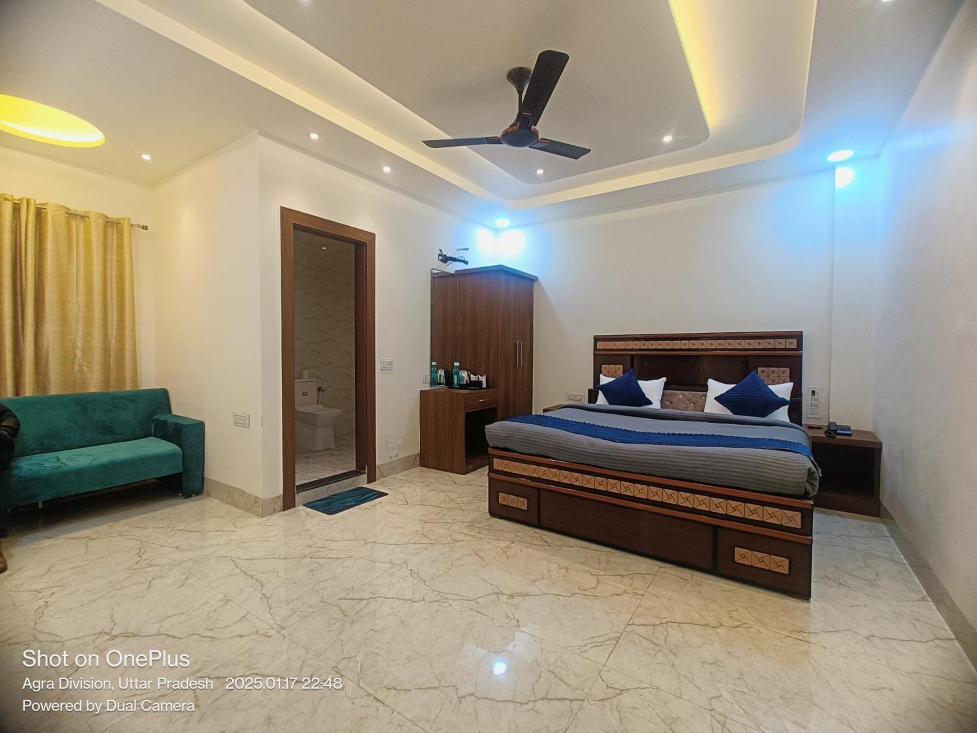 Agra Bliss A Luxury *