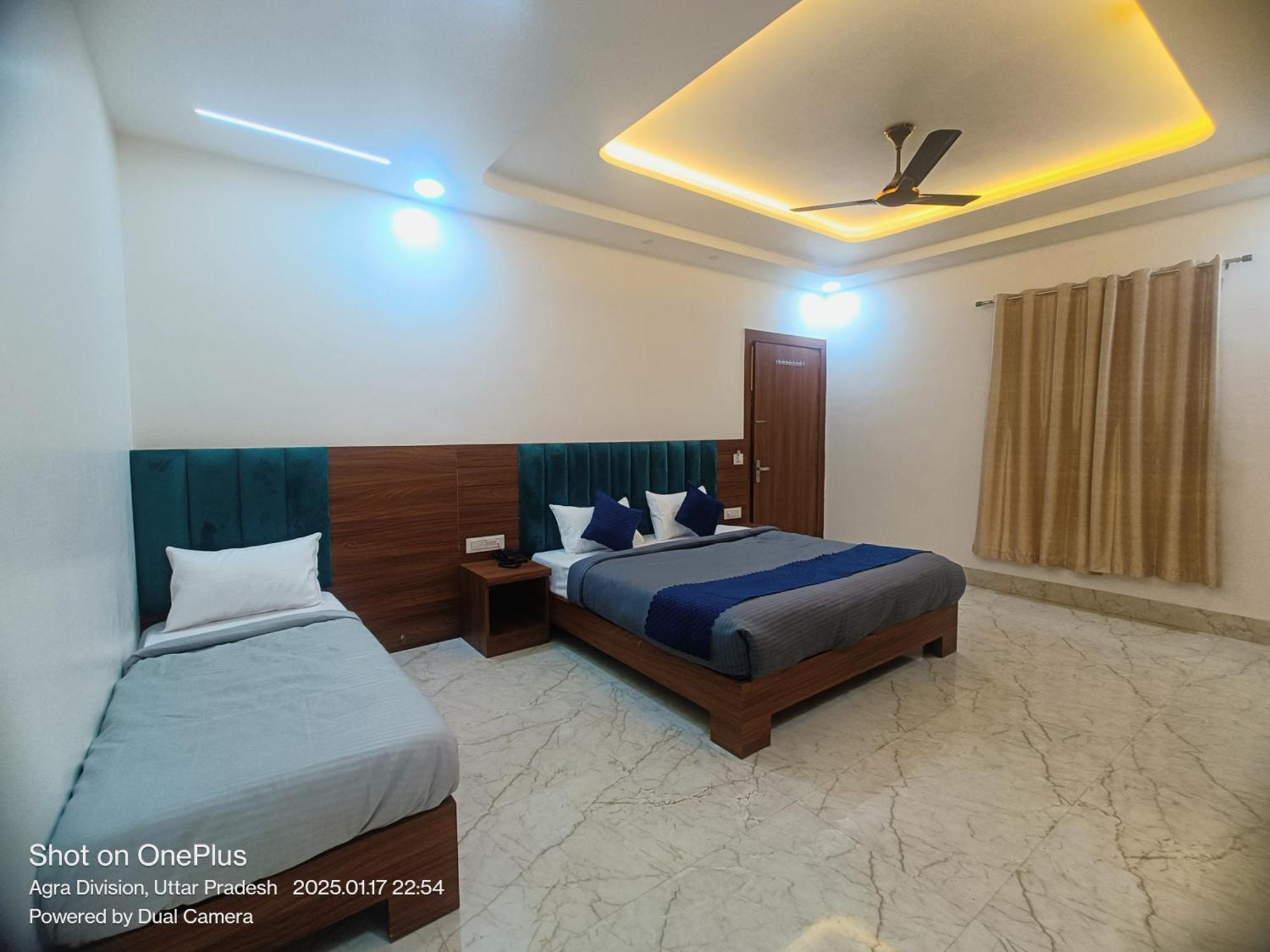 Agra Bliss A Luxury