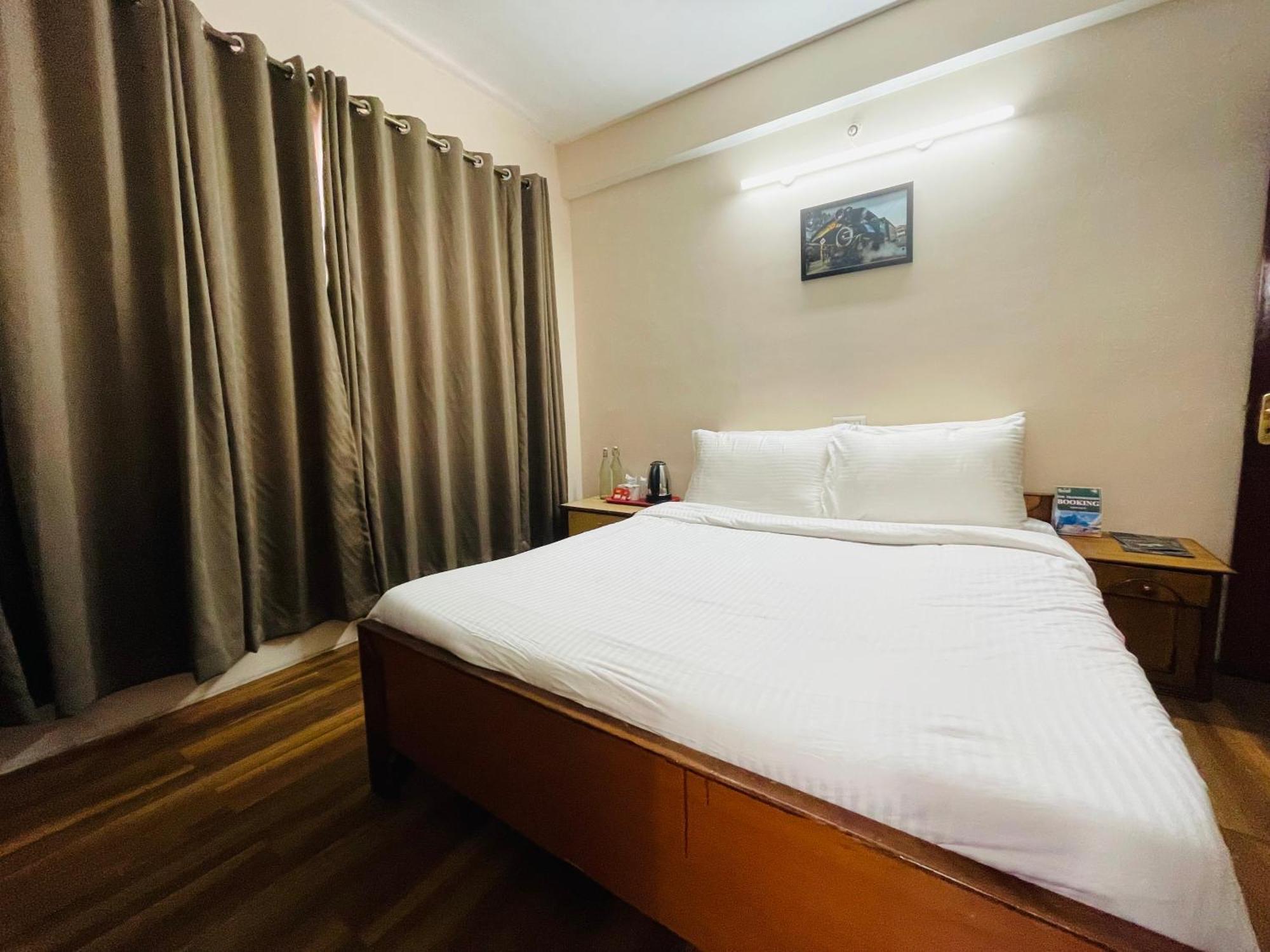 Zeal - In House Parking - 5g Wifi- Near Taj Mahal