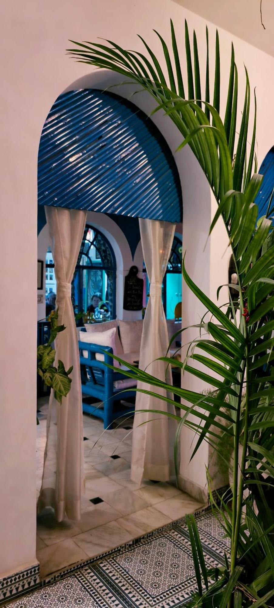 The Coral House By The Taj Homestay *