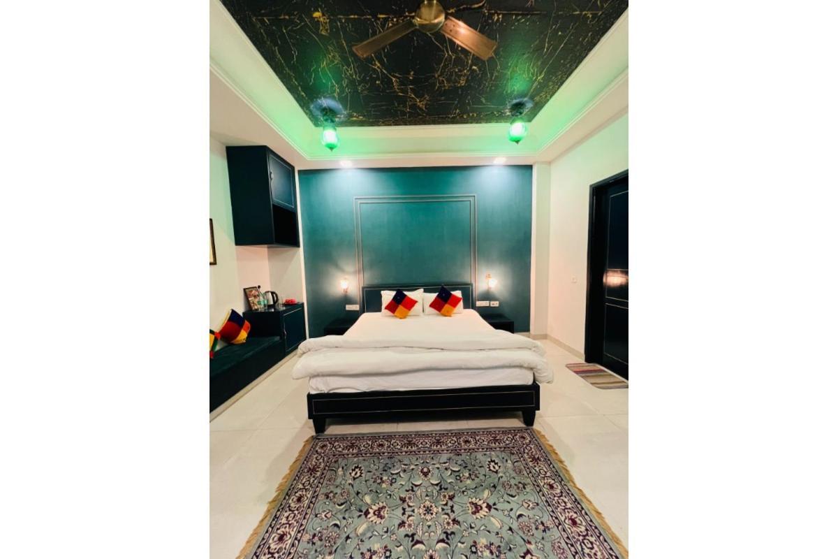 Shiv Kothi -