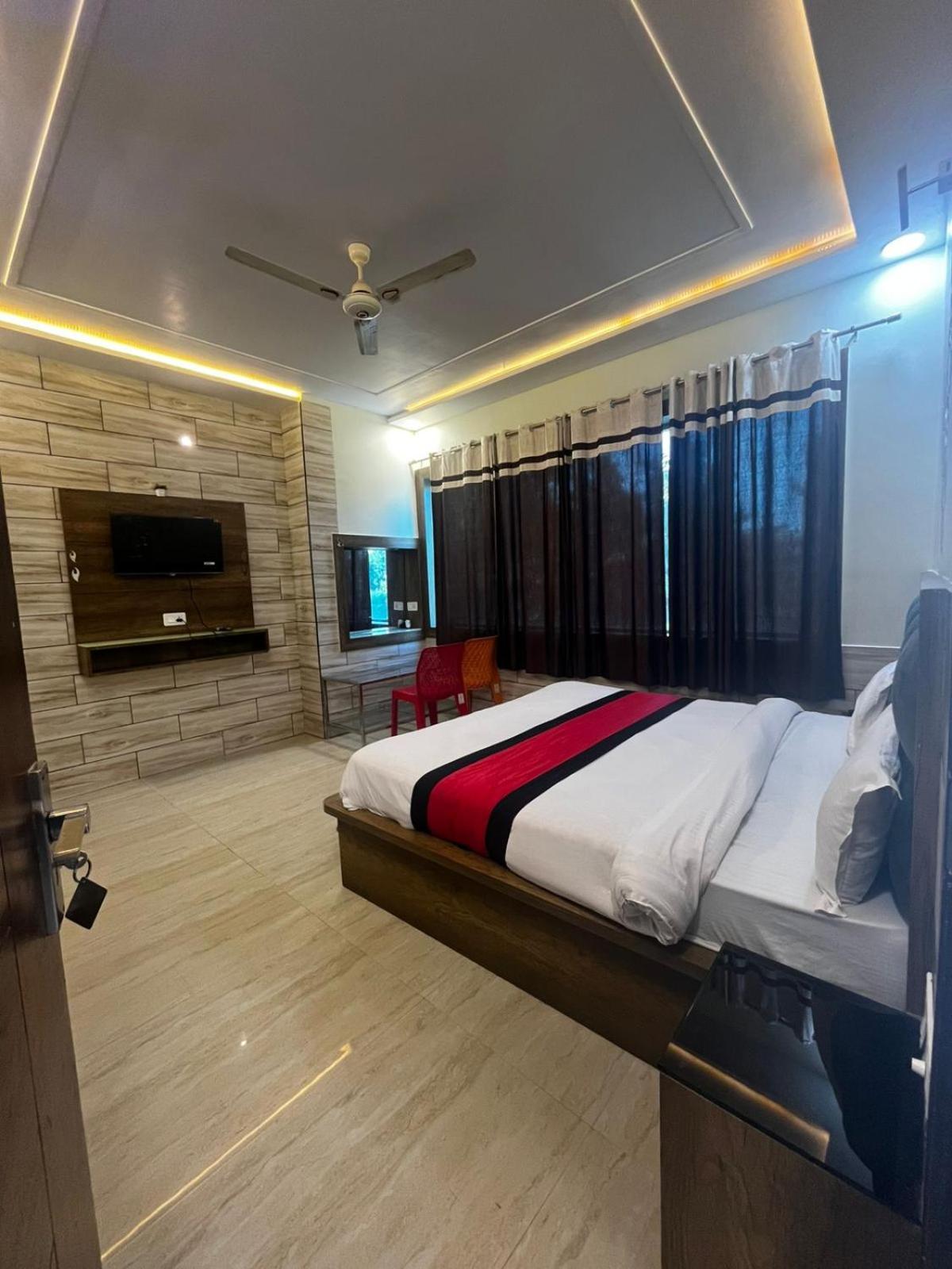 Taj Point Manage By Taj Sunrise Group * Agra (Uttar Pradesh)