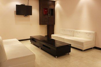 Rudra Hotel