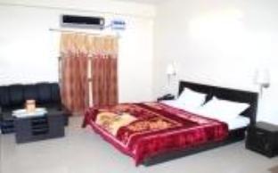Tara Grand Agra Hotel 2*