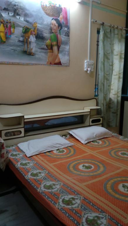 Sunita * Agra (Uttar Pradesh)