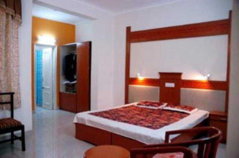Garden Homestay 3*