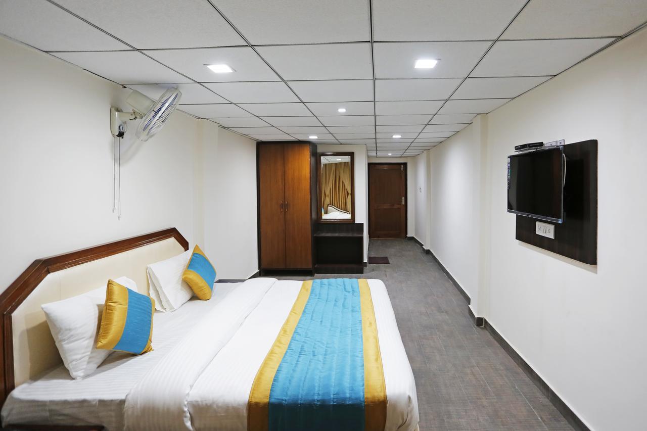 Hotel Oyo 8989 Raj Agra (Uttar Pradesh)