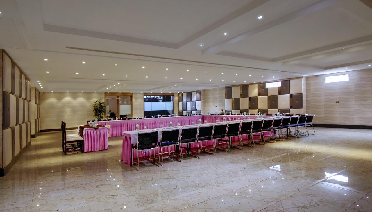 Rudra Hotel 3*