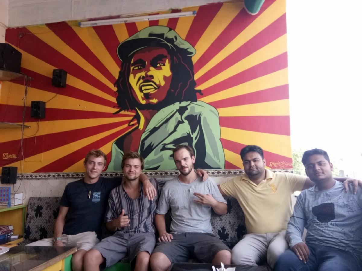 Hostel Backpacker Panda Friends - Agra