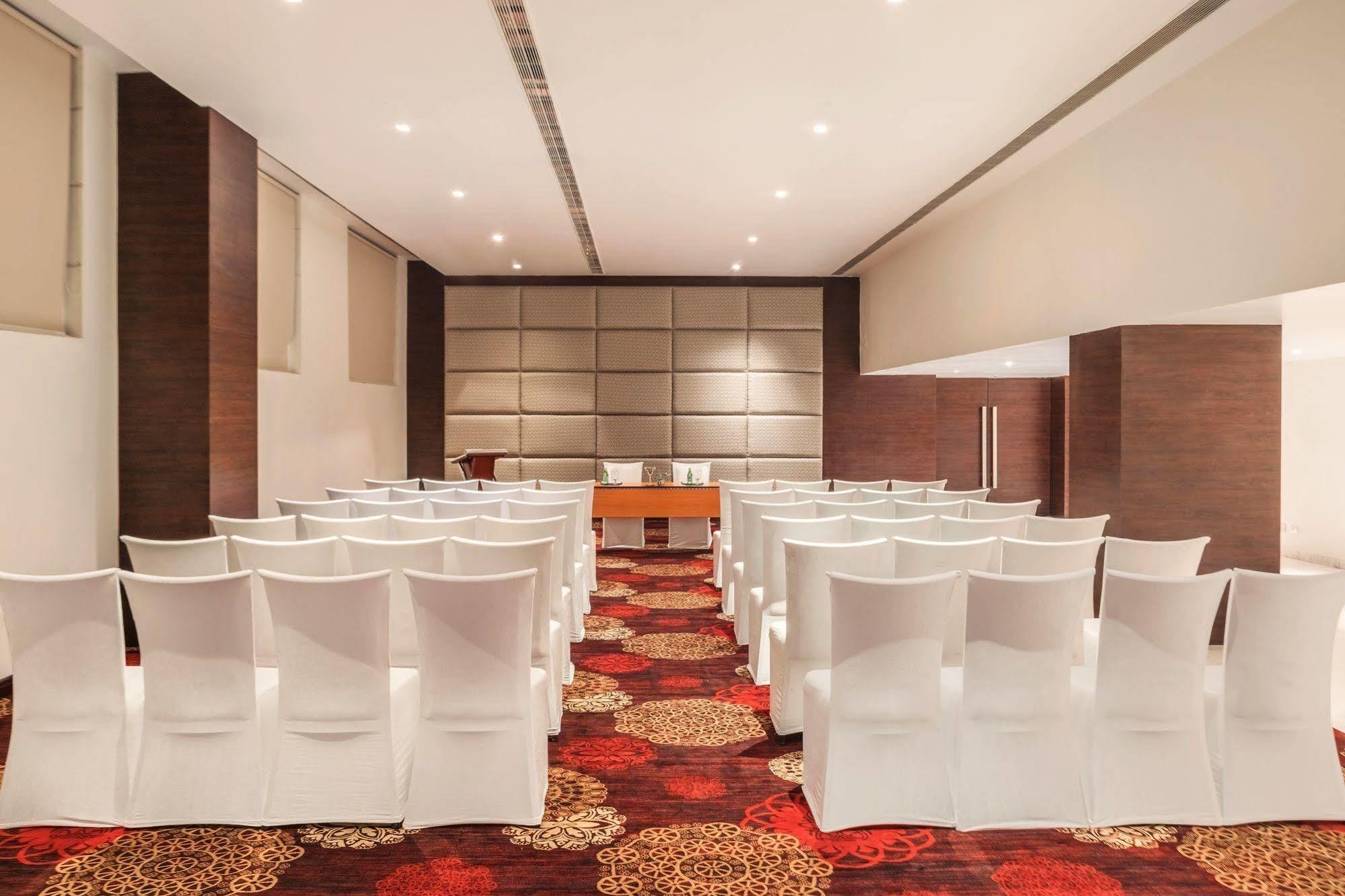 Radisson Hotel 5*