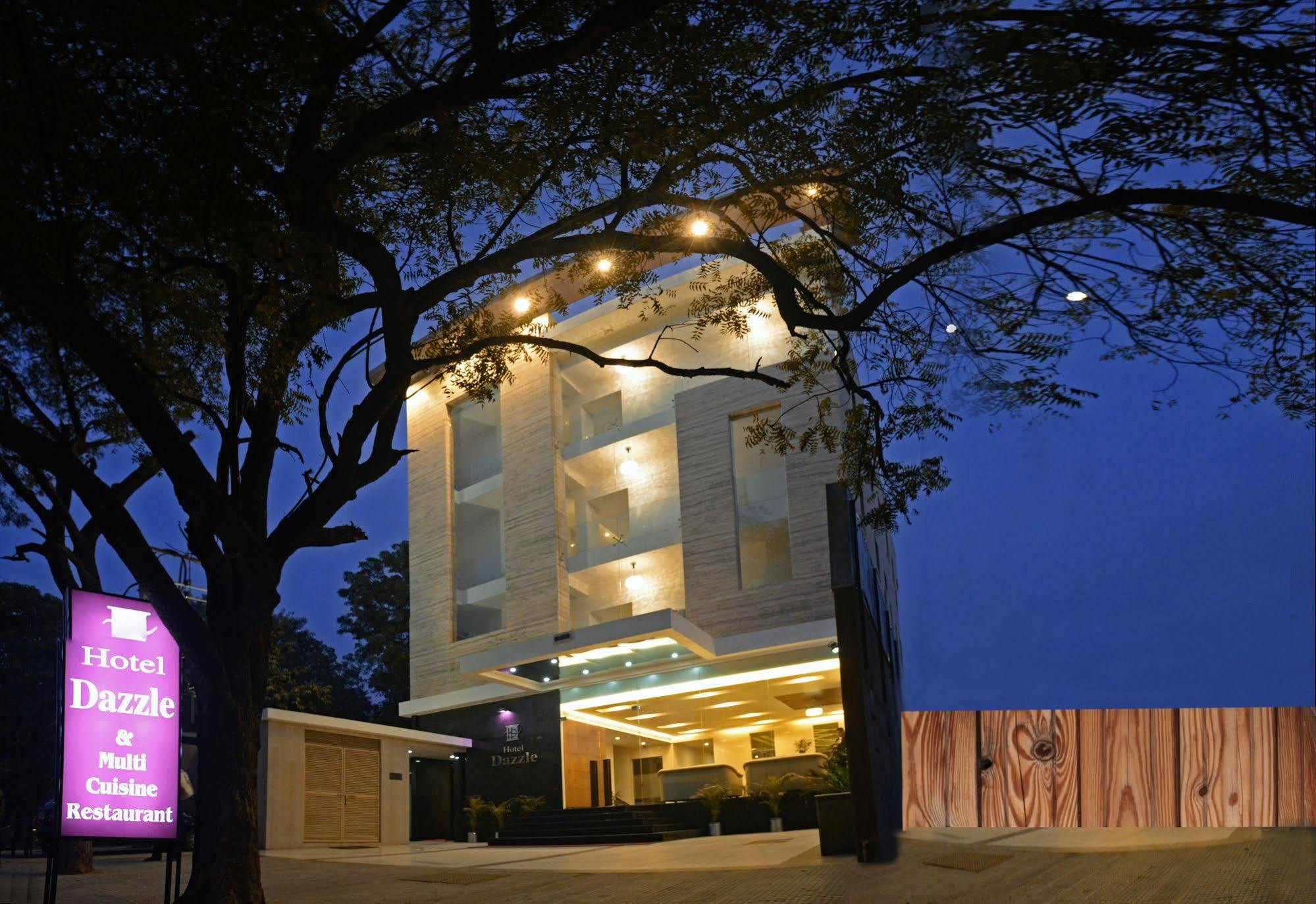 Hotel Dazzle By One Earth Agra (Uttar Pradesh)