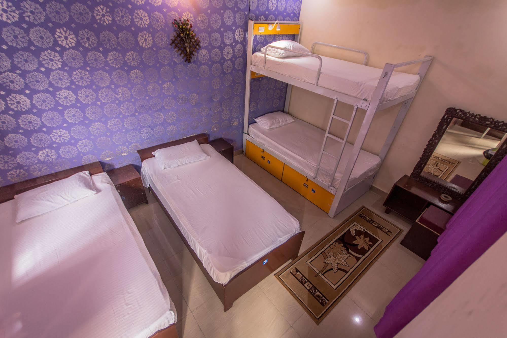 Hostel Backpacker Panda Friends - Agra