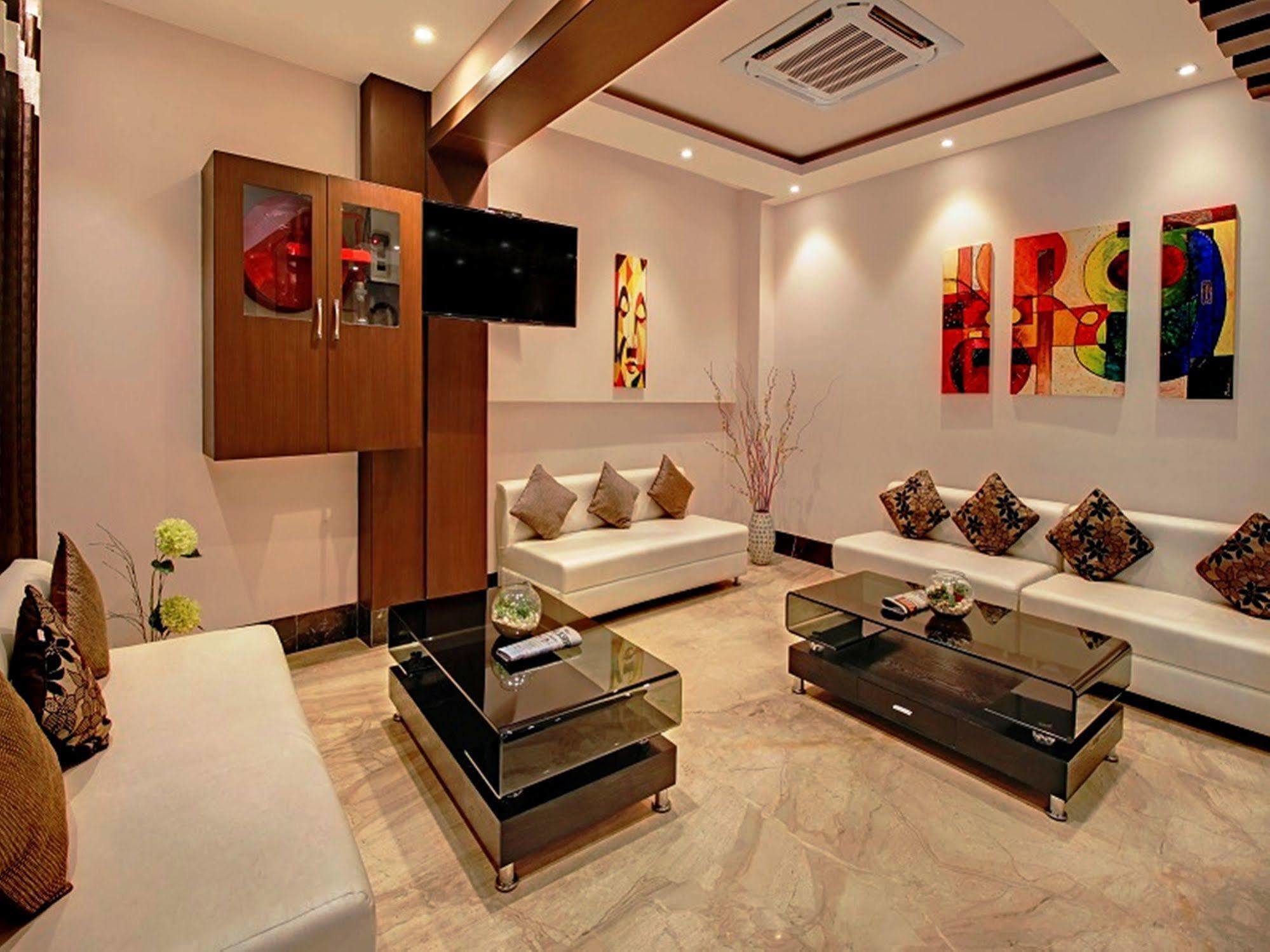 Rudra Hotel