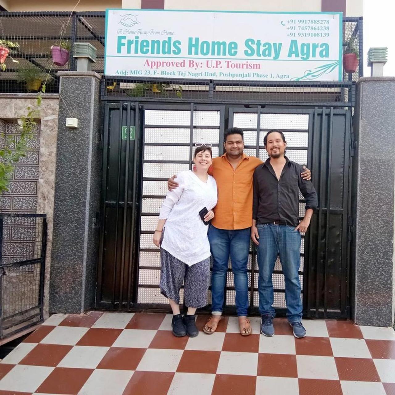 Friends - Agra