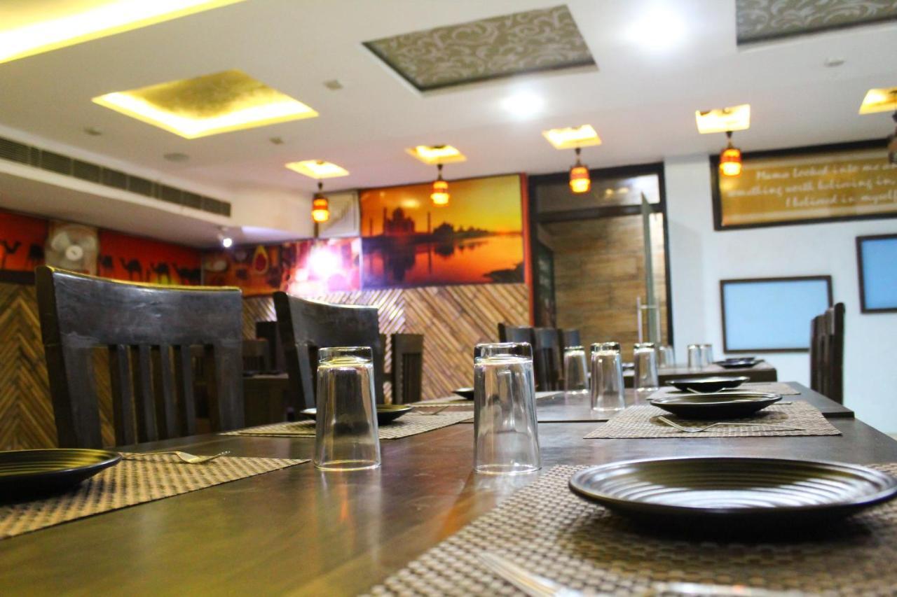 Hotel Dazzling East Gate Agra (Uttar Pradesh)