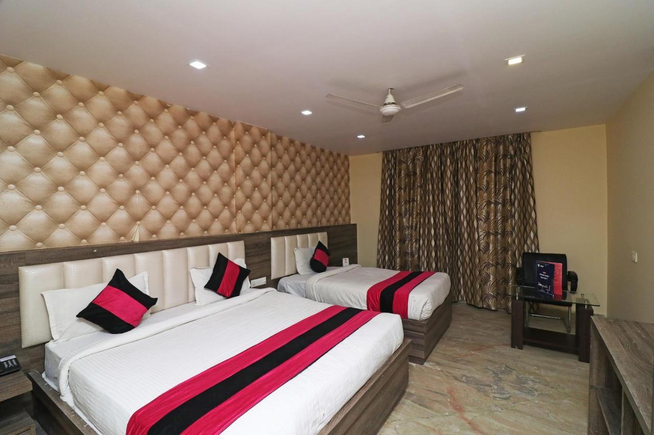 Oyo 23595 Tajway Hotel Agra (Uttar Pradesh)